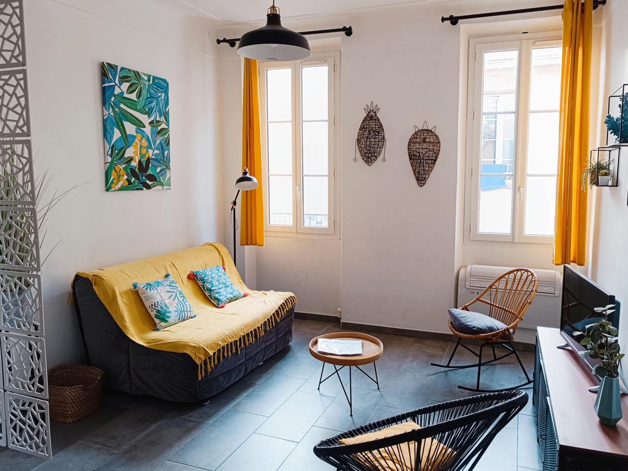 Apartament Grand 2 Pieces Renove Climatise, Vieil Antibes, Proche Port Zewnętrze zdjęcie