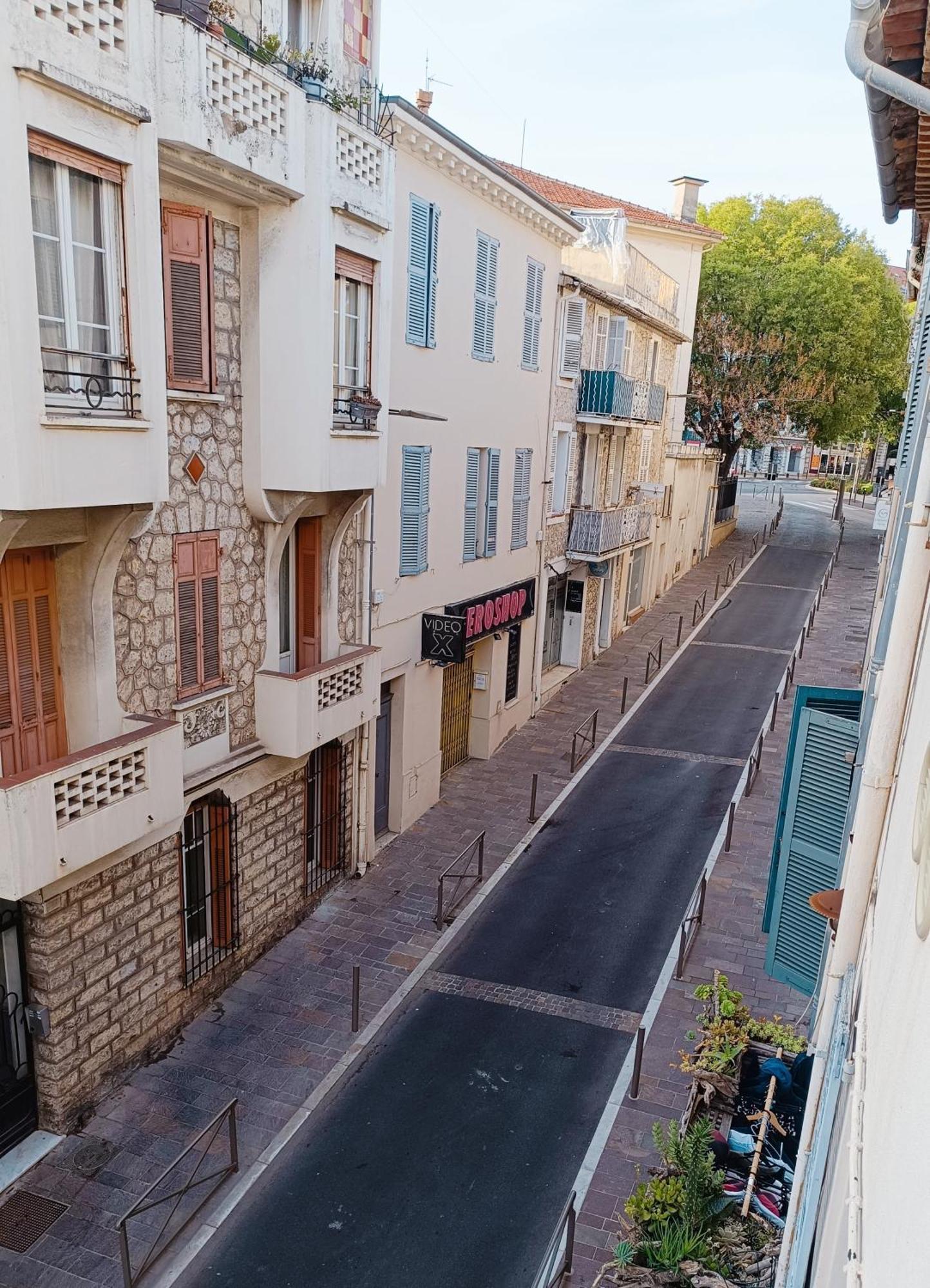 Apartament Grand 2 Pieces Renove Climatise, Vieil Antibes, Proche Port Zewnętrze zdjęcie